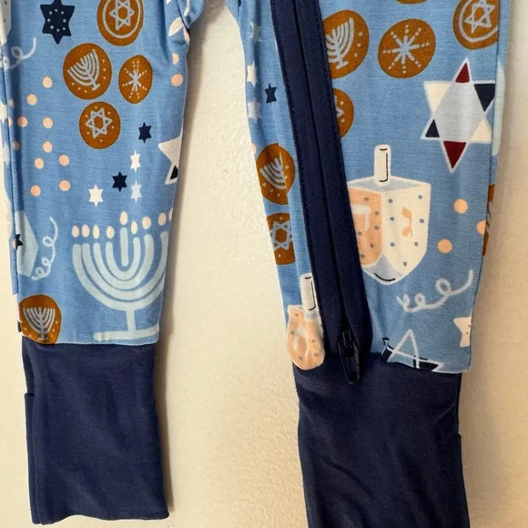 NWT Little Sleepies Footie Bamboo Pajama 0-3 months - double zipper - Picture 2 of 11